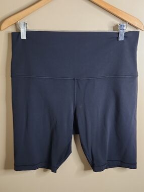 Lululemon Align Super High Rise Short *10" in Black. Size 16. #W7BHUS